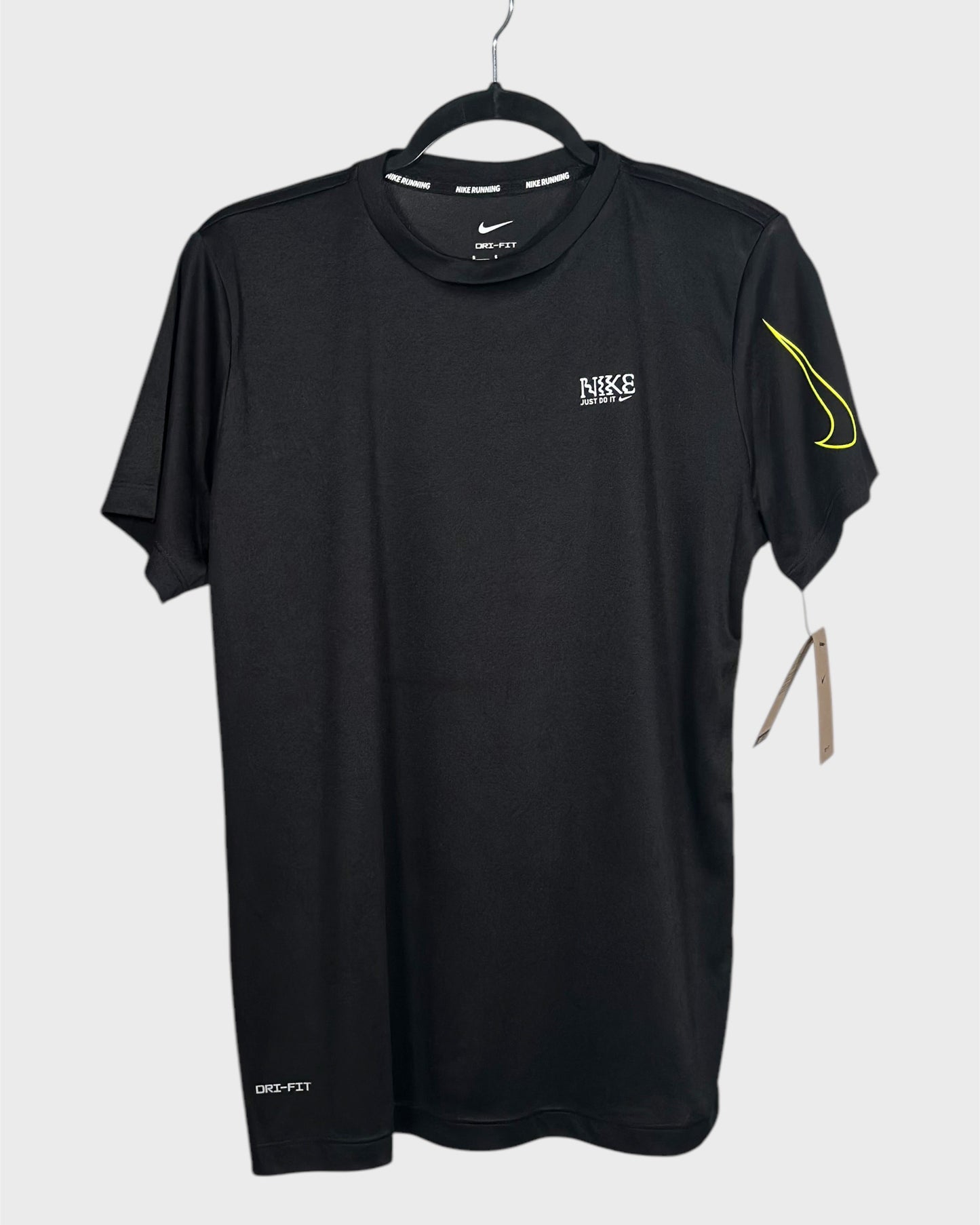 Camiseta manga corta swoosh